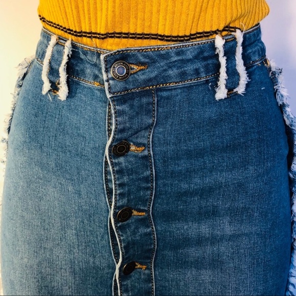 Blue Jean Distressed Button Up Front Knee Length Skirt - Picture 2 of 8
